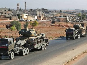 وسعت قصفها نحو القرى الآمنة.. تركيا ترسل تعزيزات جديدة وفصائلها تواصل "استعراض العضلات" شمال حلب