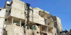 بعد أقل من 48 ساعة على فاجعة حي الفردوس.. إخلاء أبنية سكنية خطرة في حي "الصالحين" شرقي مدينة حلب