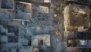 انهيار بناء سكني في حي الشيخ مقصود بحلب 