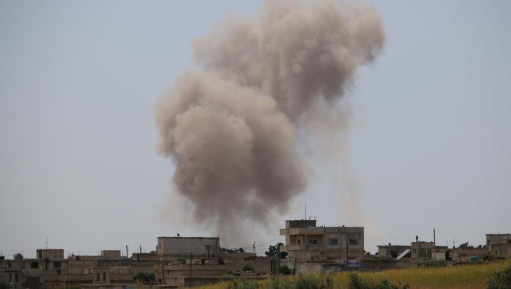 بعد خرقها اتفاق وقف إطلاق النار.. ضربات مركزة على مقرات ومواقع "تحرير الشام"
