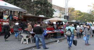 حصّة المدنيين منها 10%.. العمل على تجهيز 11 ساحة لبائعي البسطات في العاصمة دمشق