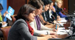 المشاركة السياسية للمرأة السورية 50 بالمئة في المناصب العليا و 15 بالمئة في المناصب الدنيا